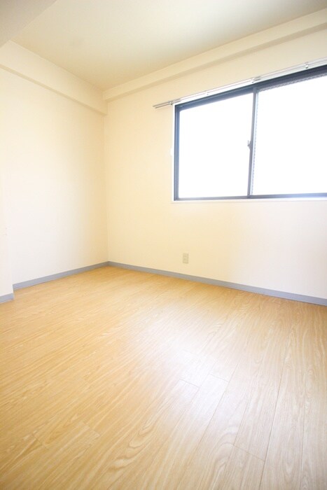 ピアレジアオヤマVの物件内観写真