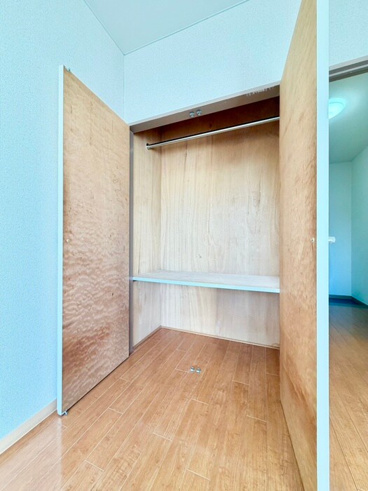 グランド－ル　ユリの物件内観写真