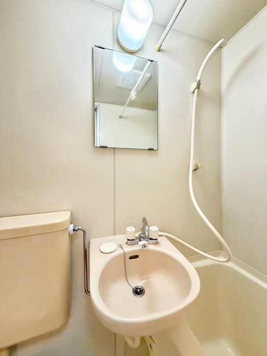 グランド－ル　ユリの物件内観写真