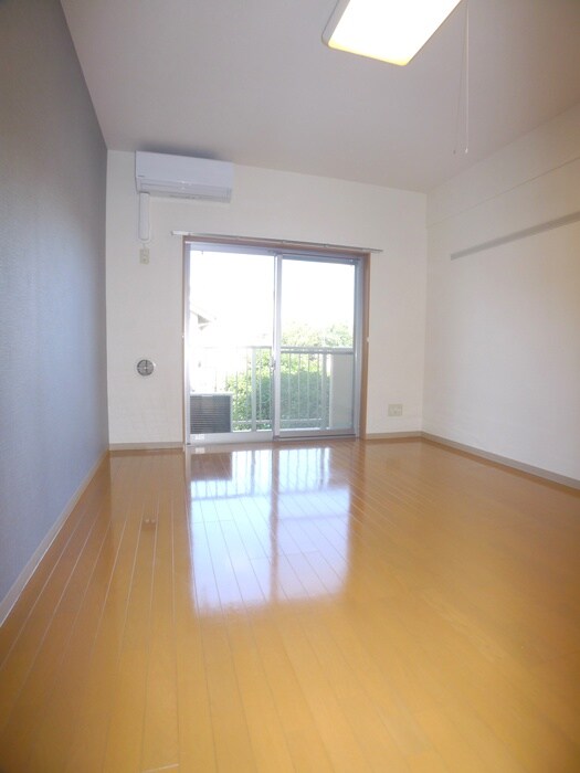 モヌメントＴＹの物件内観写真