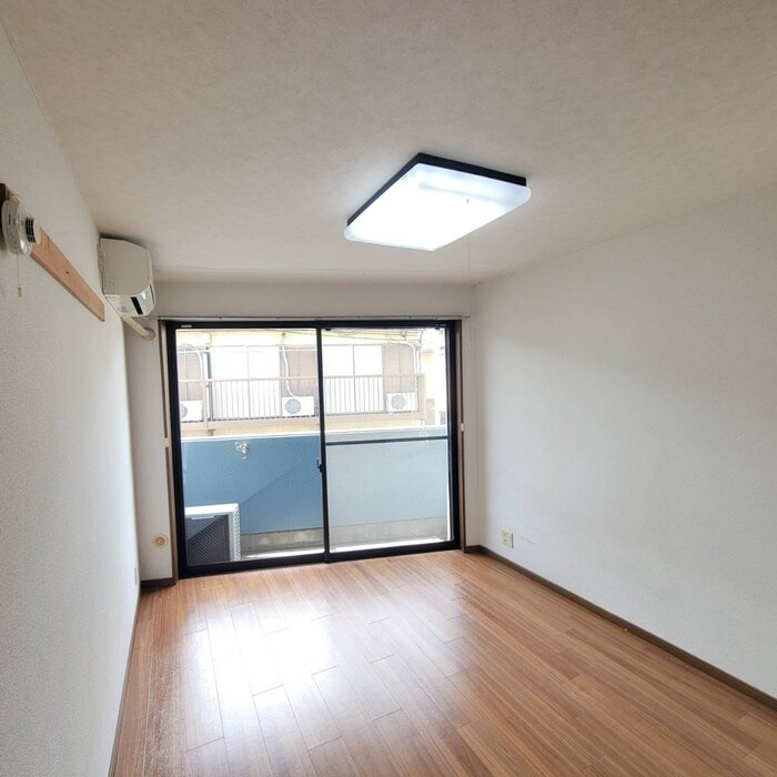 プレジールの物件内観写真