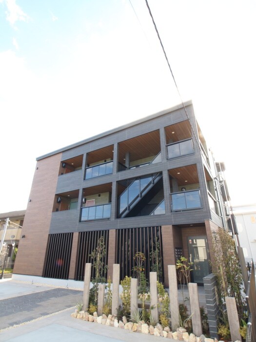 つつじ庵の物件外観写真