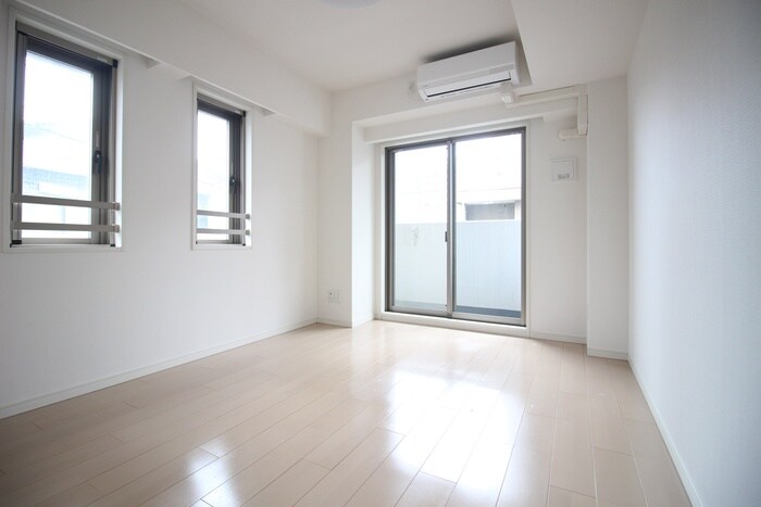 レジディア上落合の物件内観写真