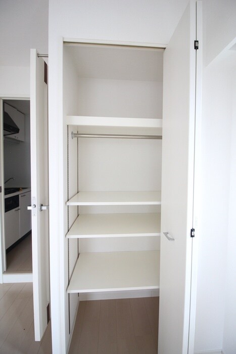 レジディア上落合の物件内観写真