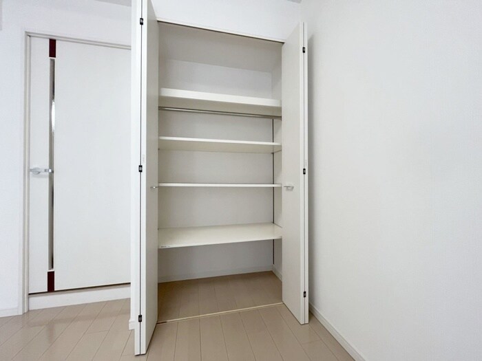 レジディア上落合の物件内観写真