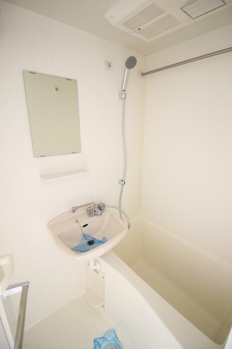 レジディア上落合の物件内観写真