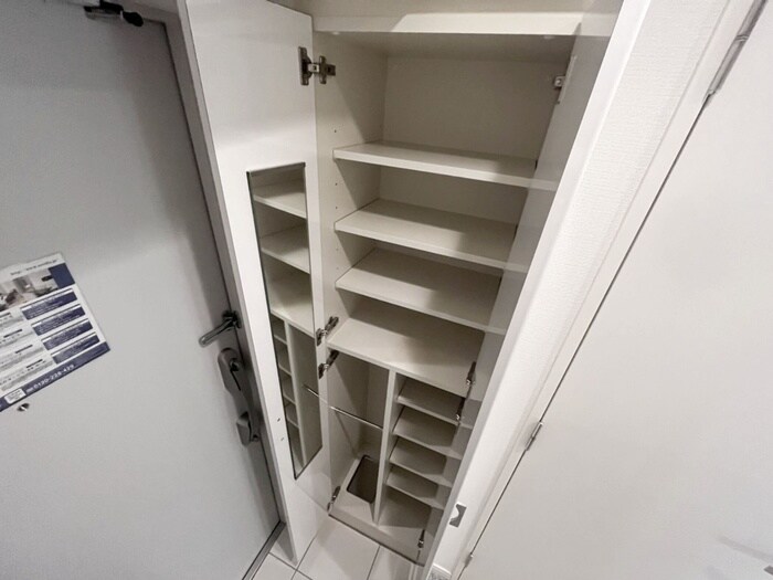 レジディア上落合の物件内観写真