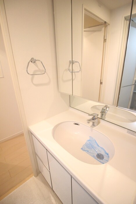 レジディア上落合の物件内観写真