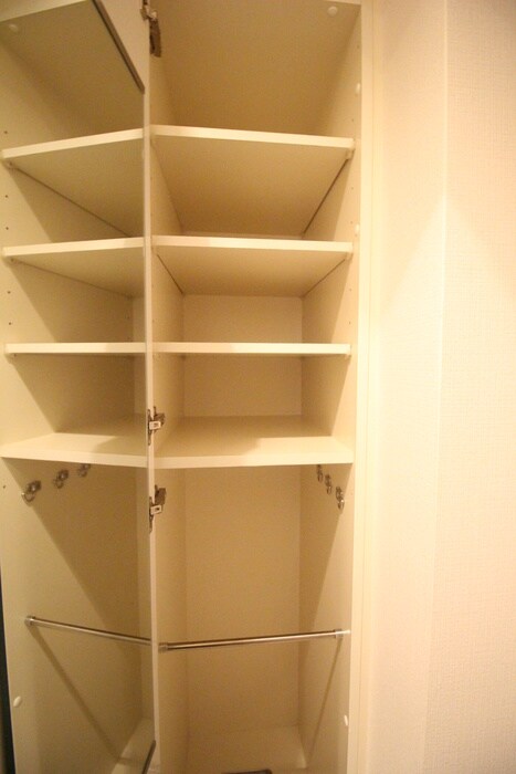 レジディア上落合の物件内観写真