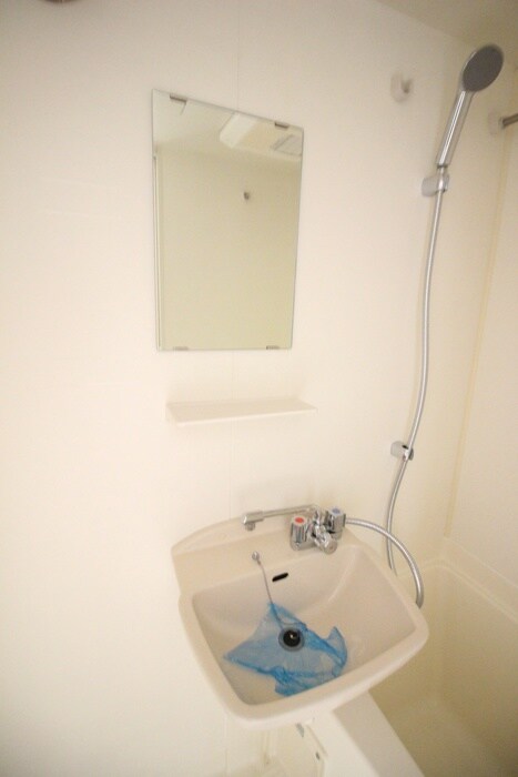 レジディア上落合の物件内観写真