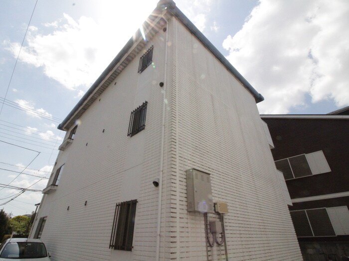 エーデルブルーメ83の物件外観写真