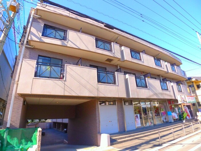 ル・マイ－ム参番館の物件外観写真