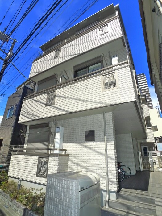 シャーロックホームズの物件外観写真