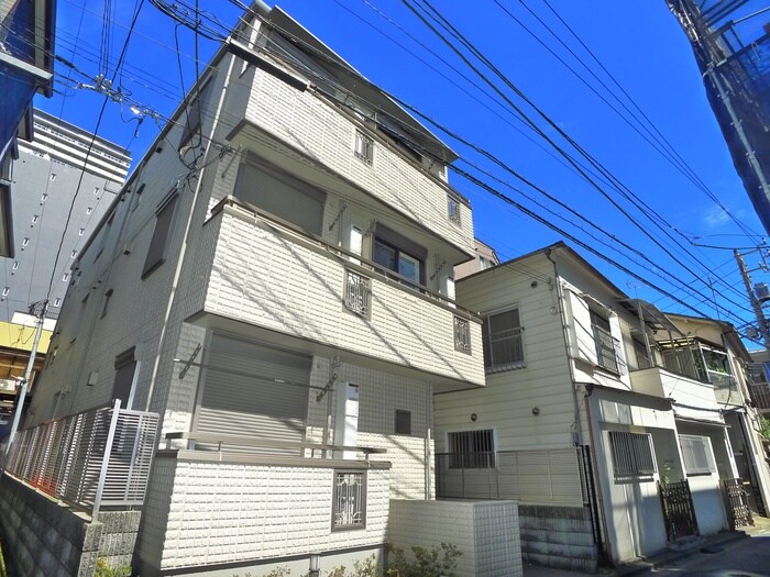 シャーロックホームズの物件外観写真