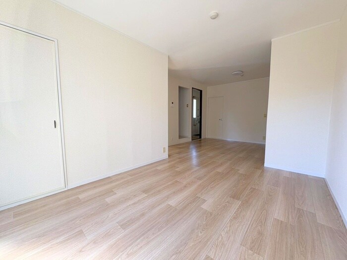 リヴレーヌアンの物件内観写真