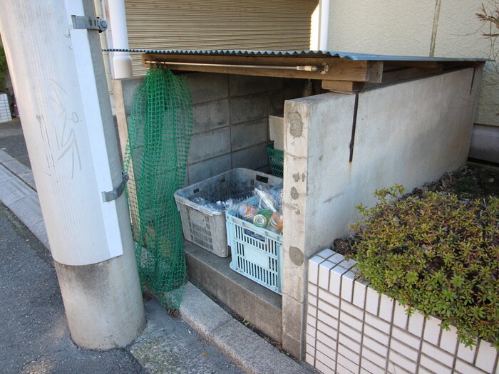 リヴレーヌアンの物件外観写真