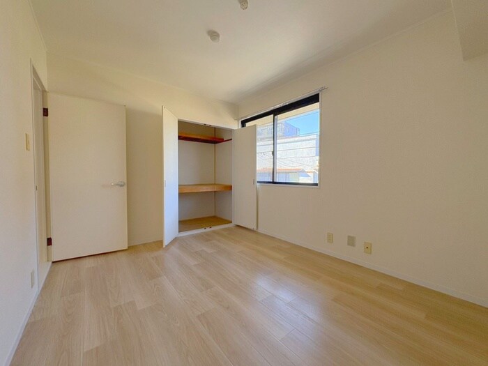 リヴレーヌアンの物件内観写真