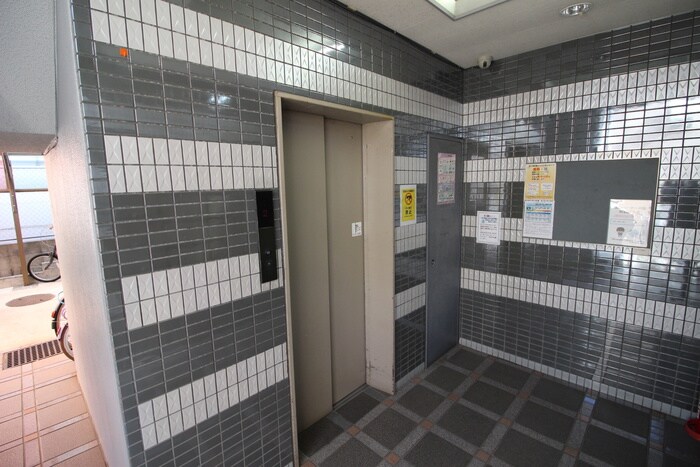 ファ－ストレジデンスの物件外観写真