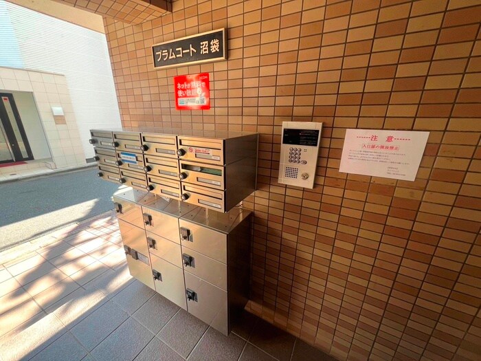 プラムコ－ト沼袋の物件外観写真