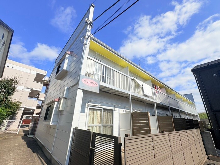 メゾンプリーストの物件外観写真