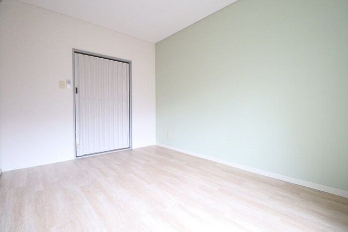 メゾンプリーストの物件内観写真