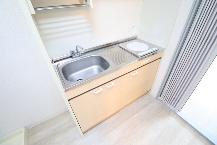 メゾンプリーストの物件内観写真