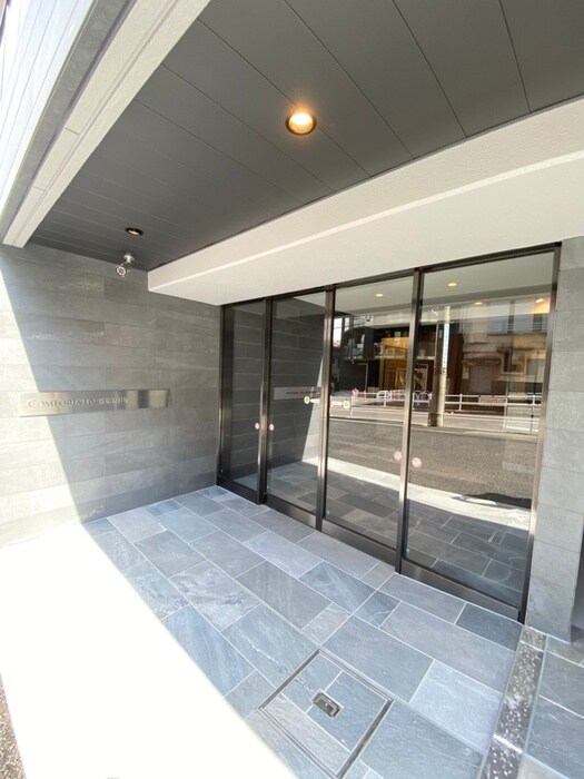 CAVANA新宿夏目坂の物件外観写真