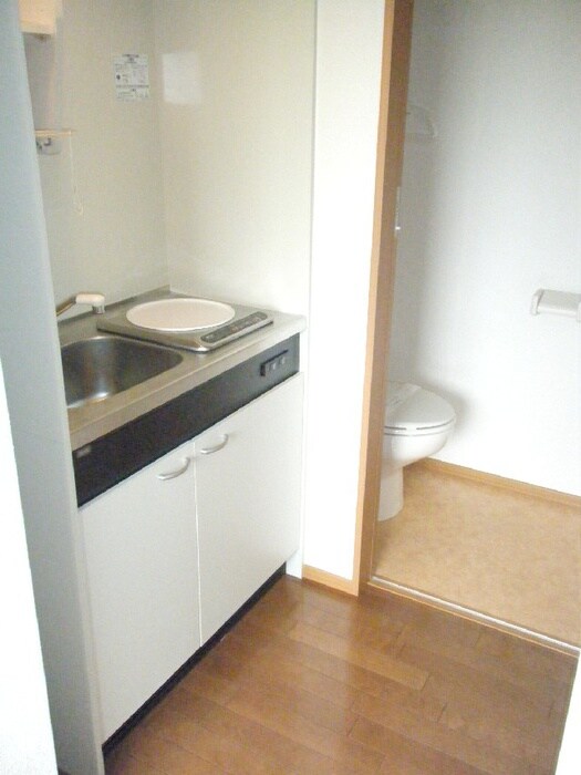 オ－ク上目黒の物件内観写真