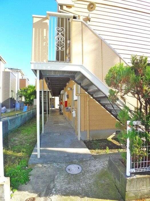 ドルフ石井Ｂ棟の物件外観写真