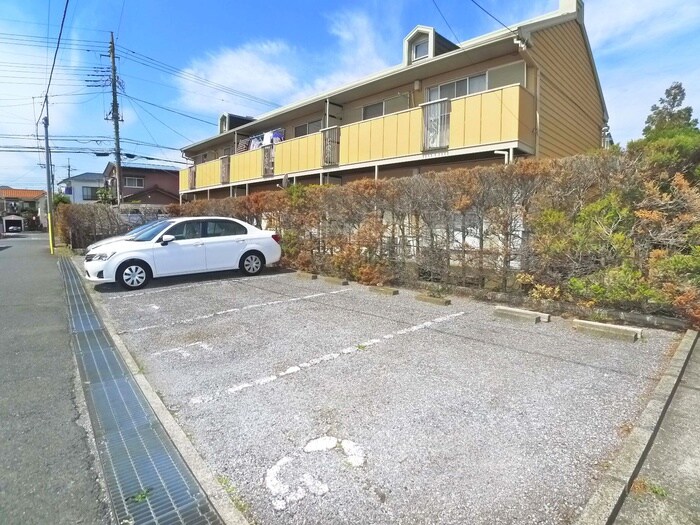 ドルフ石井Ｂ棟の物件外観写真