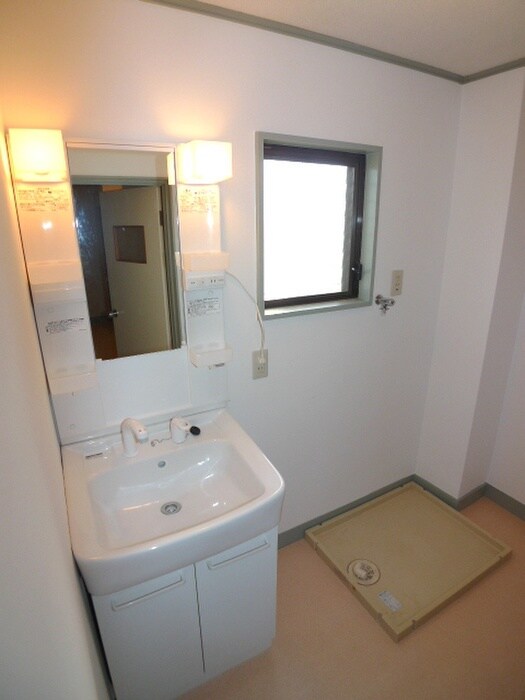 サンライズ根岸台の物件内観写真