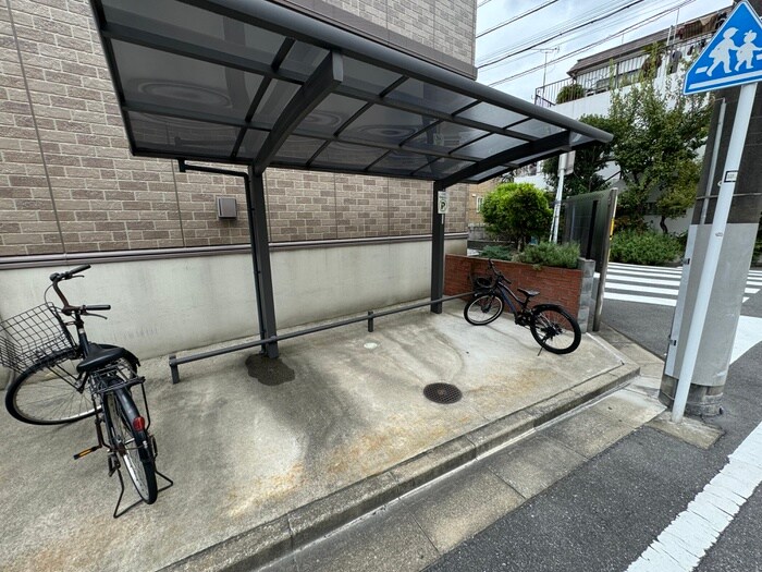 エ－デルハイムＡＢ(A棟)の物件外観写真