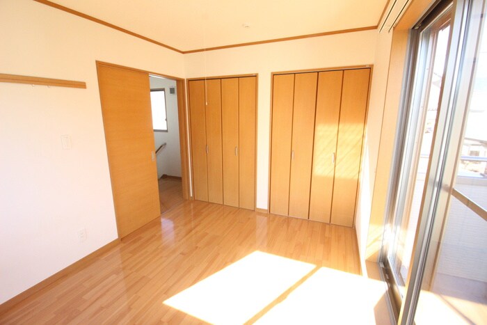 テラスハウスよつ葉Ｂの物件内観写真