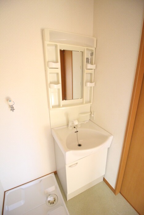 テラスハウスよつ葉Ｂの物件内観写真