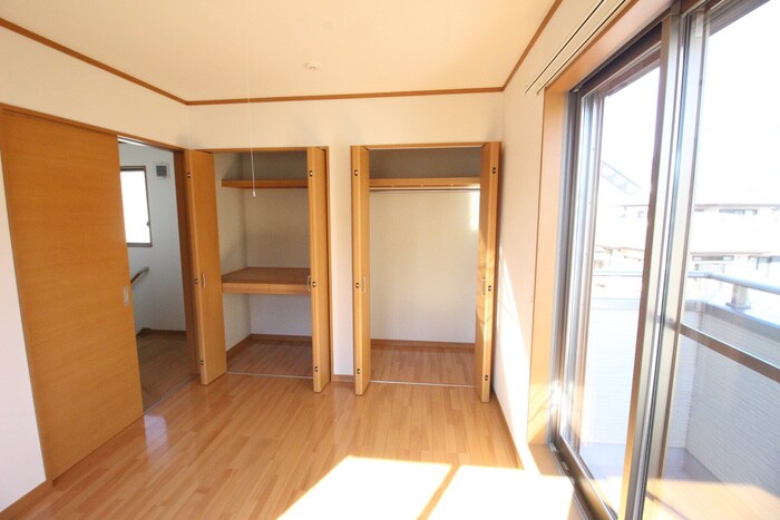 テラスハウスよつ葉Ｂの物件内観写真