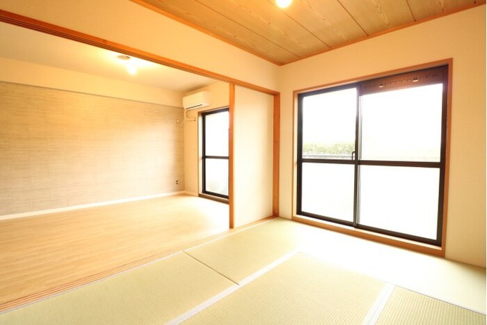 田園パーク土呂の物件内観写真