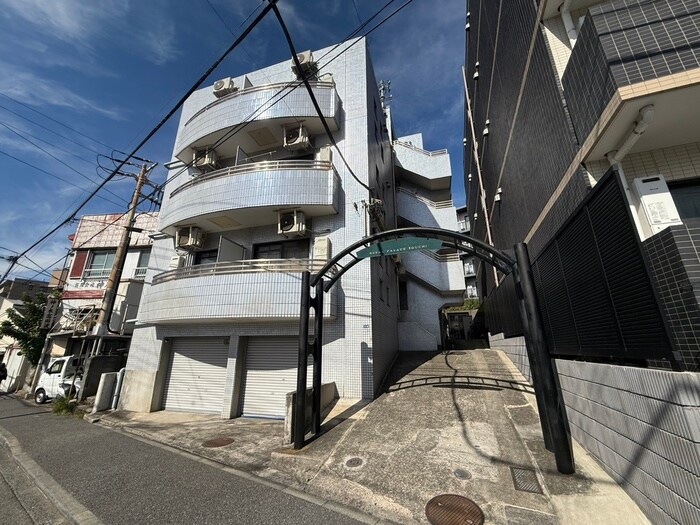 ロイヤルパレス大口の物件外観写真