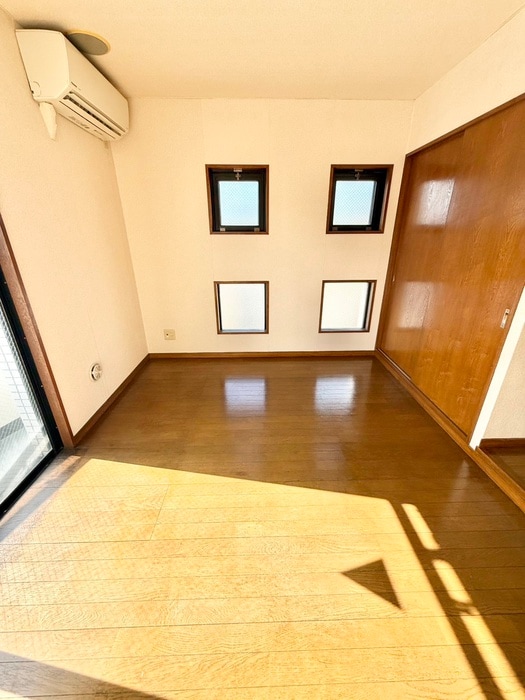 ロイヤルパレス大口の物件内観写真