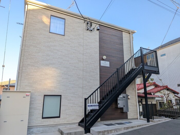 アンダンテ鶴ヶ峰の物件外観写真