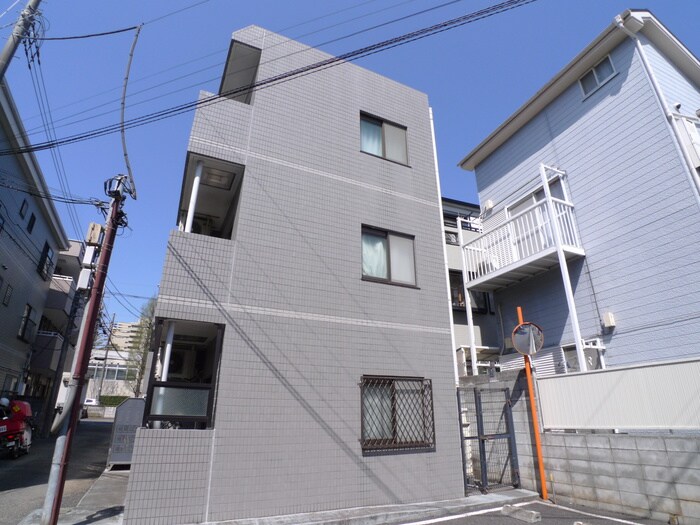 クレイドル本橋の物件外観写真