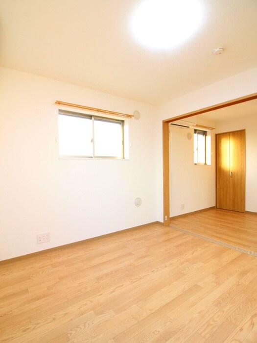 Ｉｂｒｉｏ島町の物件内観写真