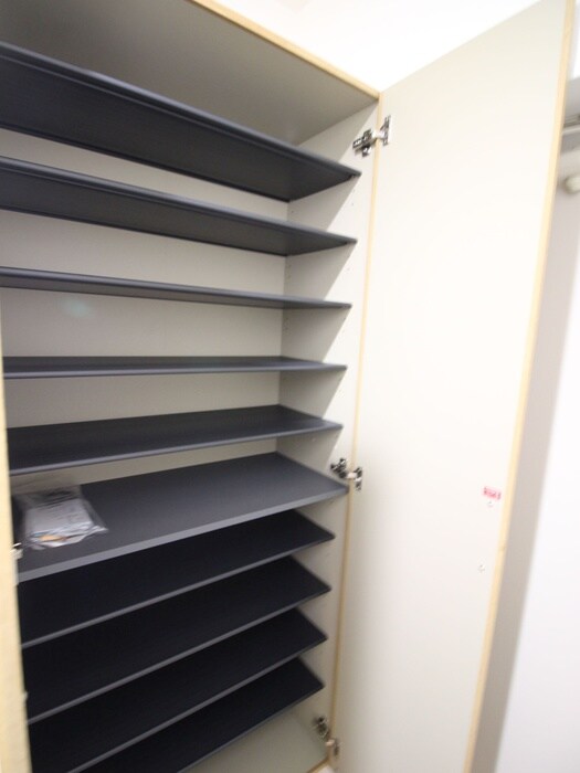 Ｉｂｒｉｏ島町の物件内観写真