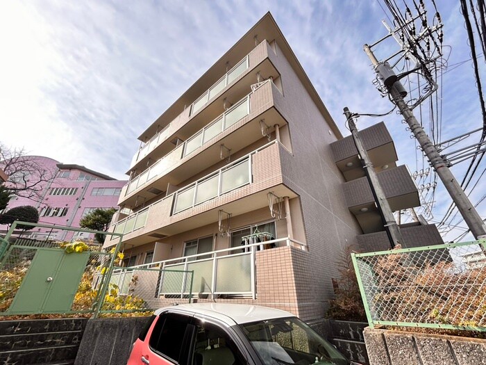 山洋ハイツの物件外観写真