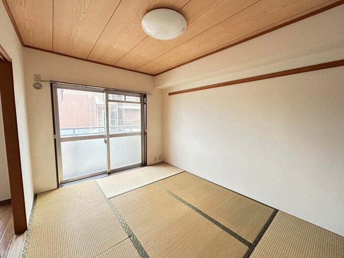 山洋ハイツの物件内観写真