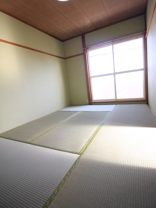 サン・フォレストの物件内観写真