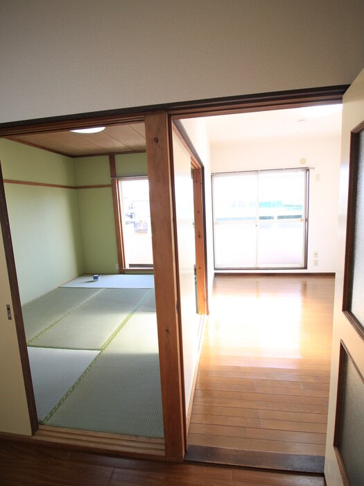 サン・フォレストの物件内観写真