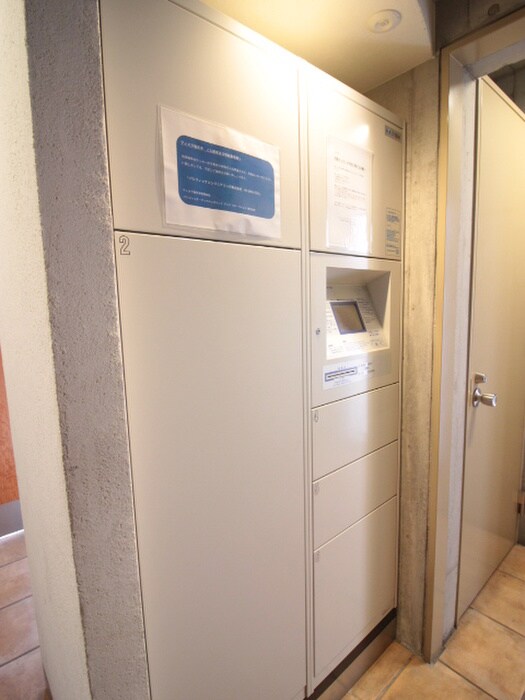 ラティエラ祐天寺の物件外観写真