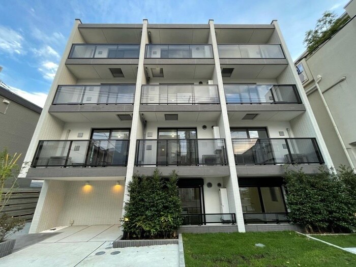 COMPOSITE　NAKAMEGUROの物件外観写真