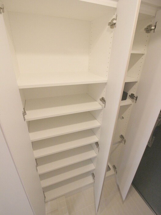 コンフォリア新宿の物件内観写真