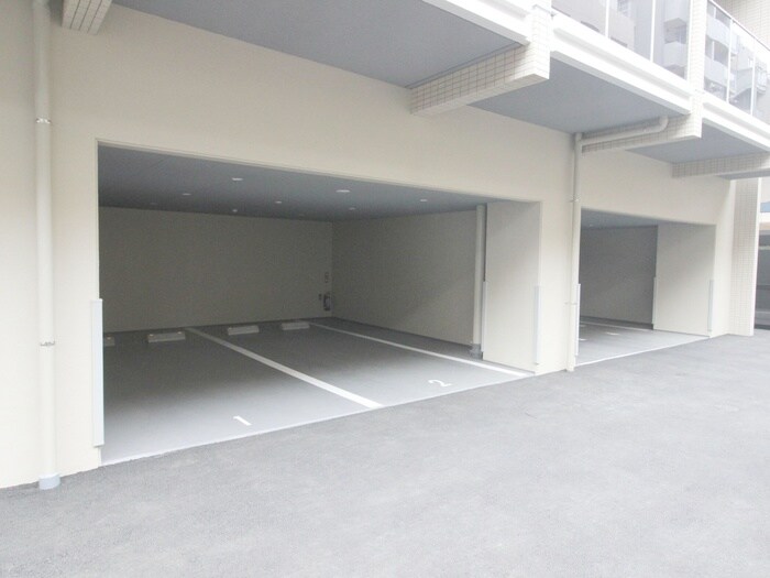 コンフォリア新宿の物件外観写真